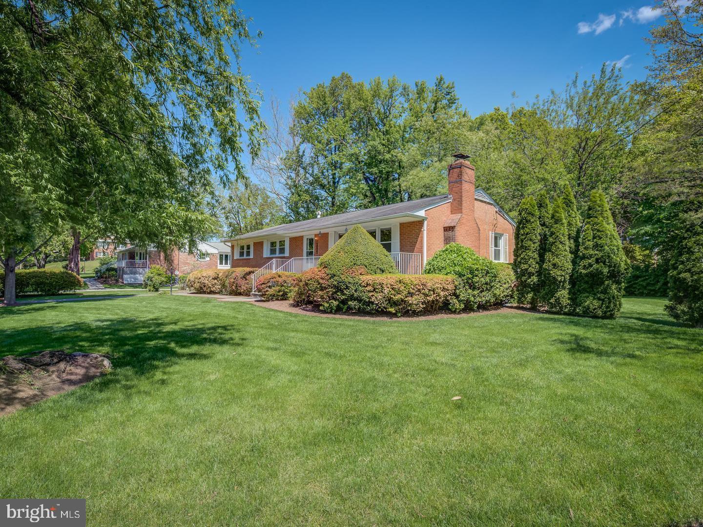 6160 Hardy Drive McLean, VA 22101 - Photo 7 of 29