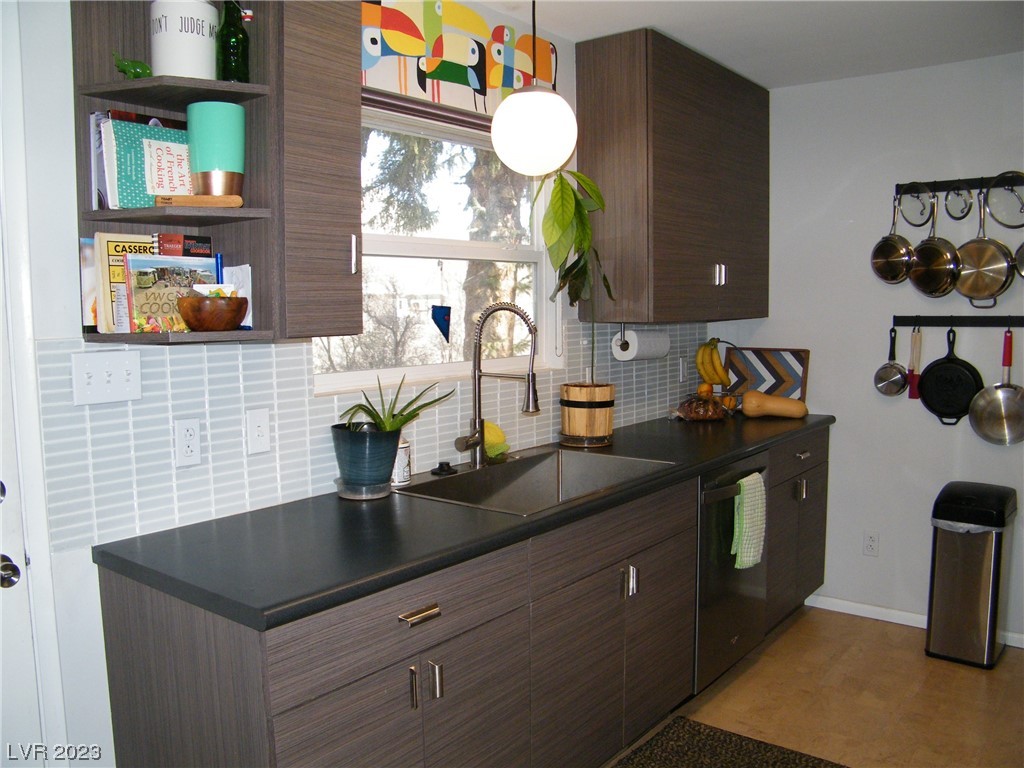 23 Reno Road Ely, NV 89301 - Photo 8 of 35