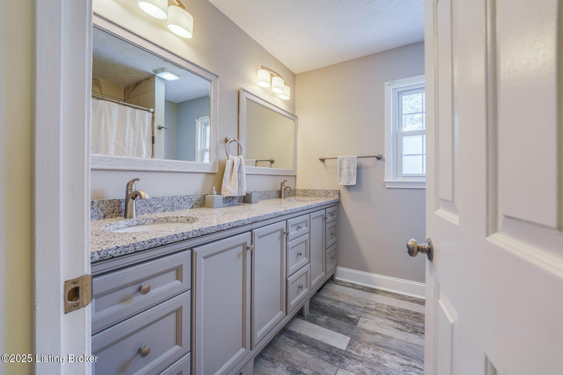308 Moser Road Louisville, KY 40223 - Photo 29 of 37 photo_online_030