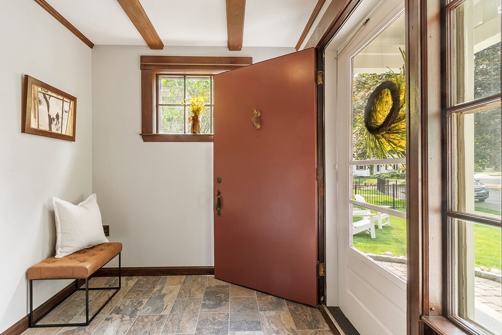 27 Holland Road Melrose, MA 02176 - Photo 2 of 40 Gallery Image 2