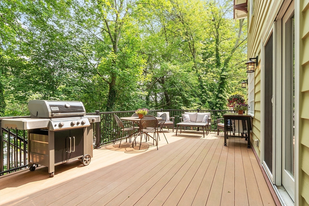 27 Holland Road Melrose, MA 02176 - Photo 34 of 40 Gallery Image 34