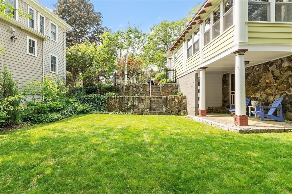 27 Holland Road Melrose, MA 02176 - Photo 36 of 40 Gallery Image 36
