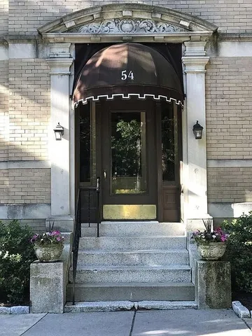 $4,100 | 54 Dwight Street, Unit 3, Brookline, MA 02446