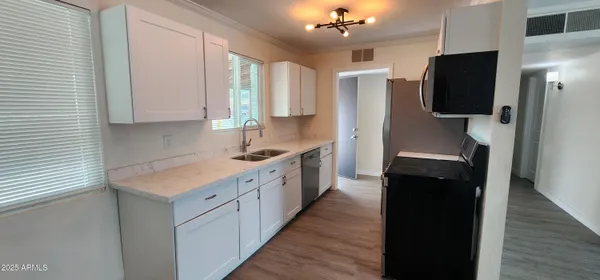 $370,000 | 3421 West Montecito Avenue, Phoenix, AZ 85017