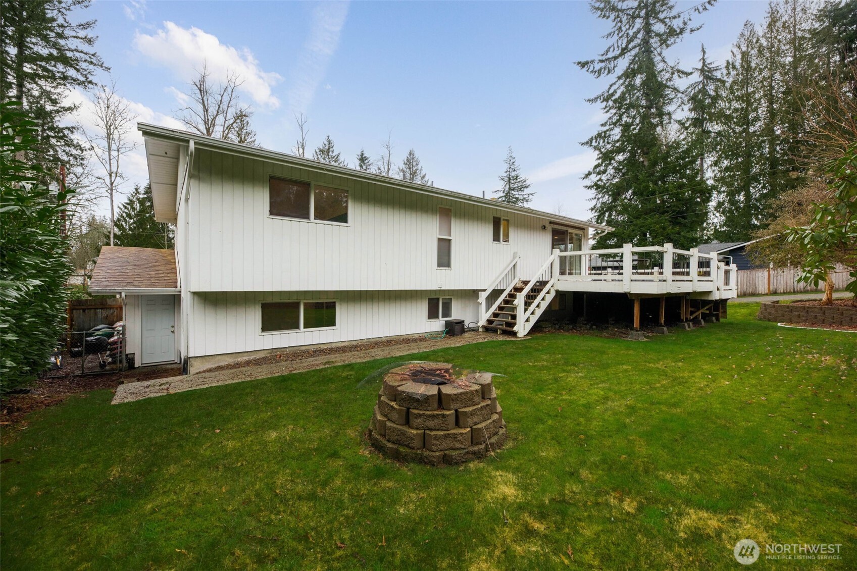 10610 Oak Road Lake Stevens, WA 98258 - Photo 4 of 4 Gallery Image 4