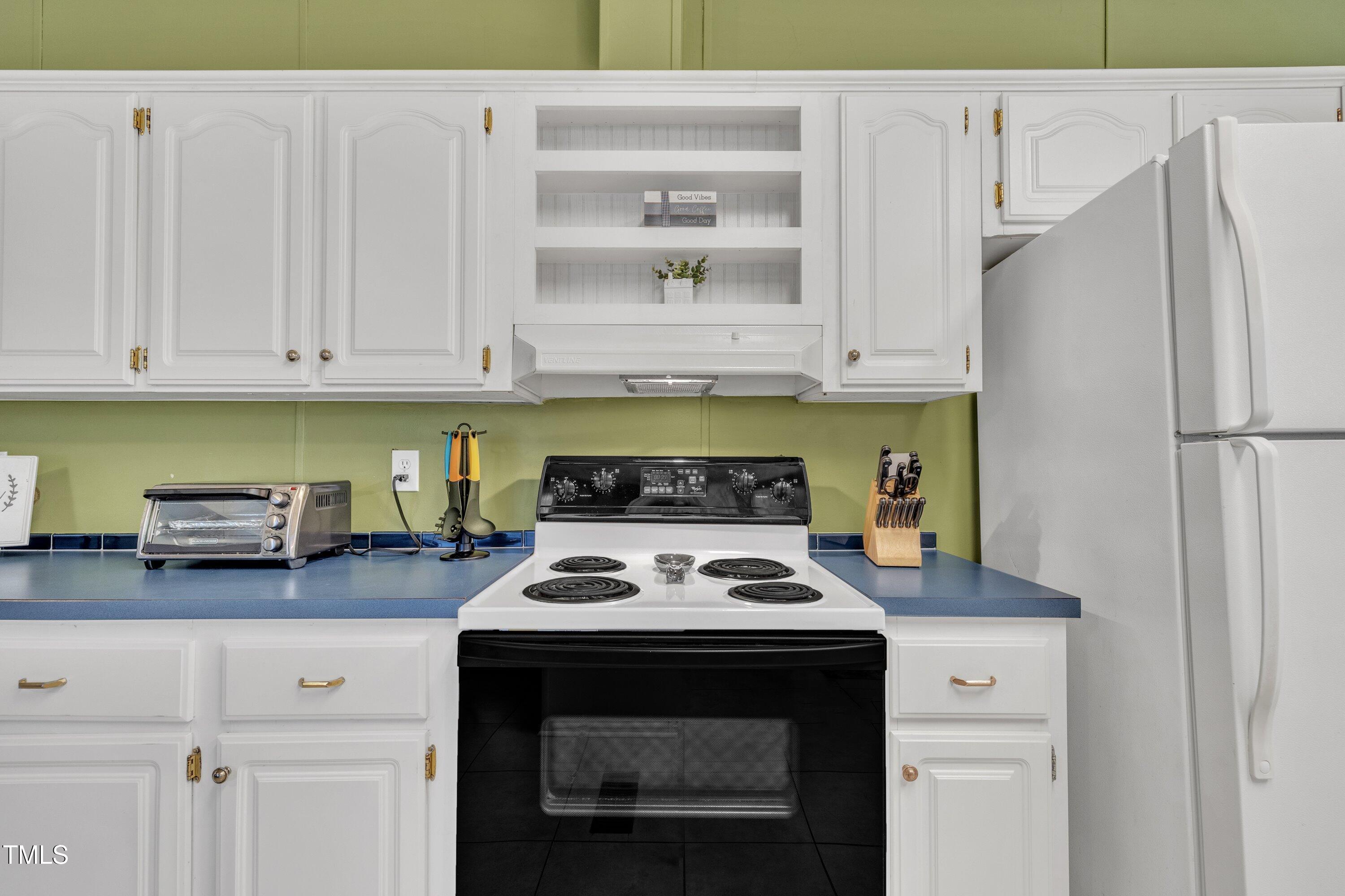 8412 South Creek Road Willow Spring, NC 27592 - Photo 20 of 29 Kitchen