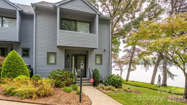 $795,000 | 4585 Ina Lane, Sherrills Ford, NC 28673