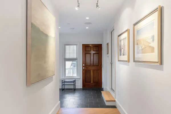 $1,099,000 | 780 Craigville Beach Road, Unit 1, Centerville, MA 02632