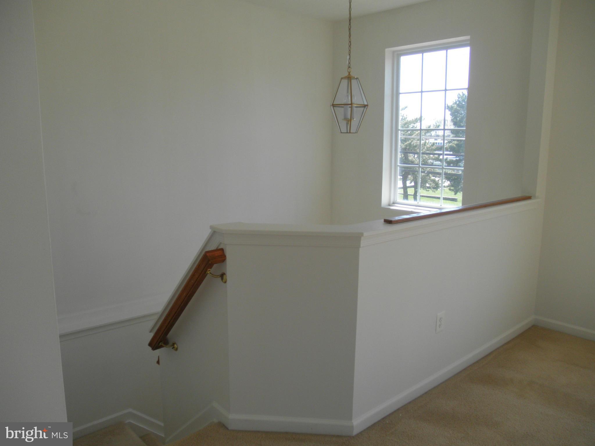 847 Middle River Road Baltimore, MD 21220 - Photo 8 of 28 Living Room