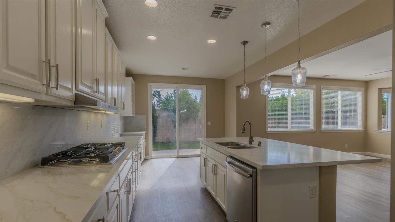 4212 Gabriel Way Modesto, CA 95356 - Photo 9 of 33