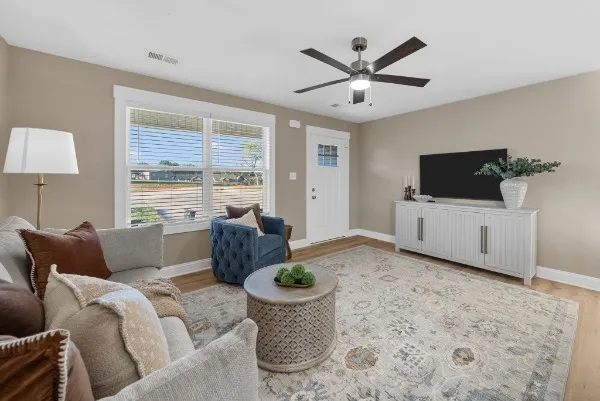 $1,350 | 156 Rose Edd Boulevard, Oak Grove, KY 42262