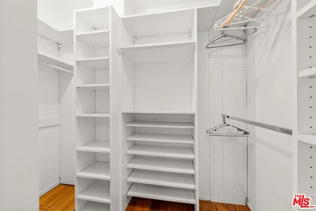 $9,500 | 23057 Sylvan Street, Woodland Hills, CA 91367