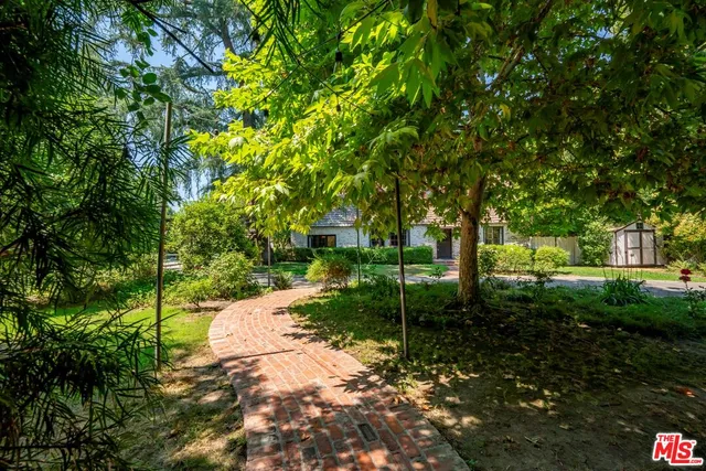 $9,500 | 23057 Sylvan Street, Woodland Hills, CA 91367