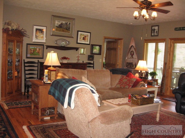 119 Cooper Cove Road Crumpler, NC 28617 - Photo 19 of 21 Gallery Image 19