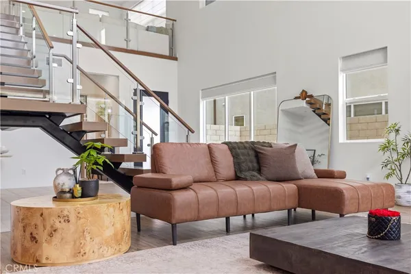 $1,590,000 | 27526 Elderberry Drive, Valencia, CA 91381