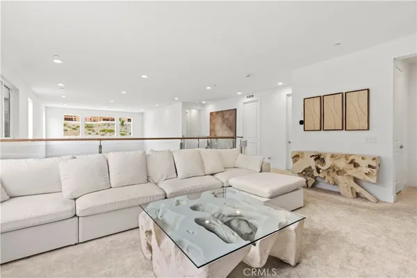 $1,590,000 | 27526 Elderberry Drive, Valencia, CA 91381