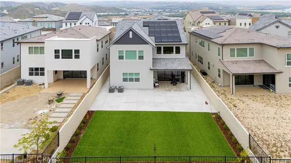 $1,590,000 | 27526 Elderberry Drive, Valencia, CA 91381