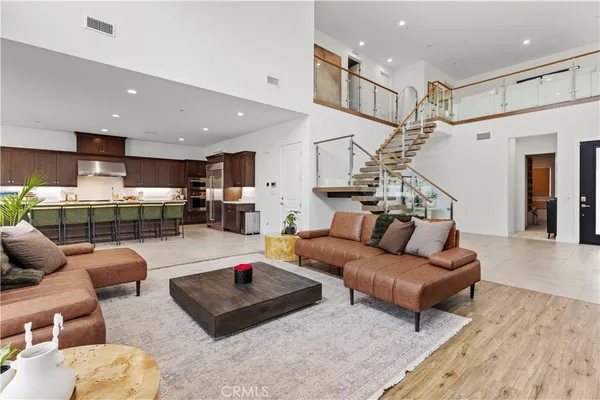 $1,590,000 | 27526 Elderberry Drive, Valencia, CA 91381