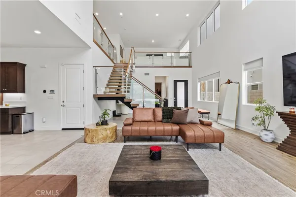 $1,590,000 | 27526 Elderberry Drive, Valencia, CA 91381