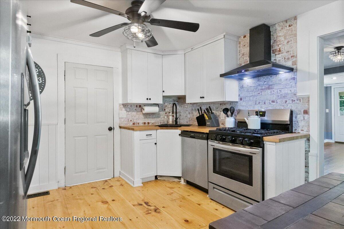 5 Five Points Road Freehold, NJ 07728 - Photo 12 of 26 Kitchen