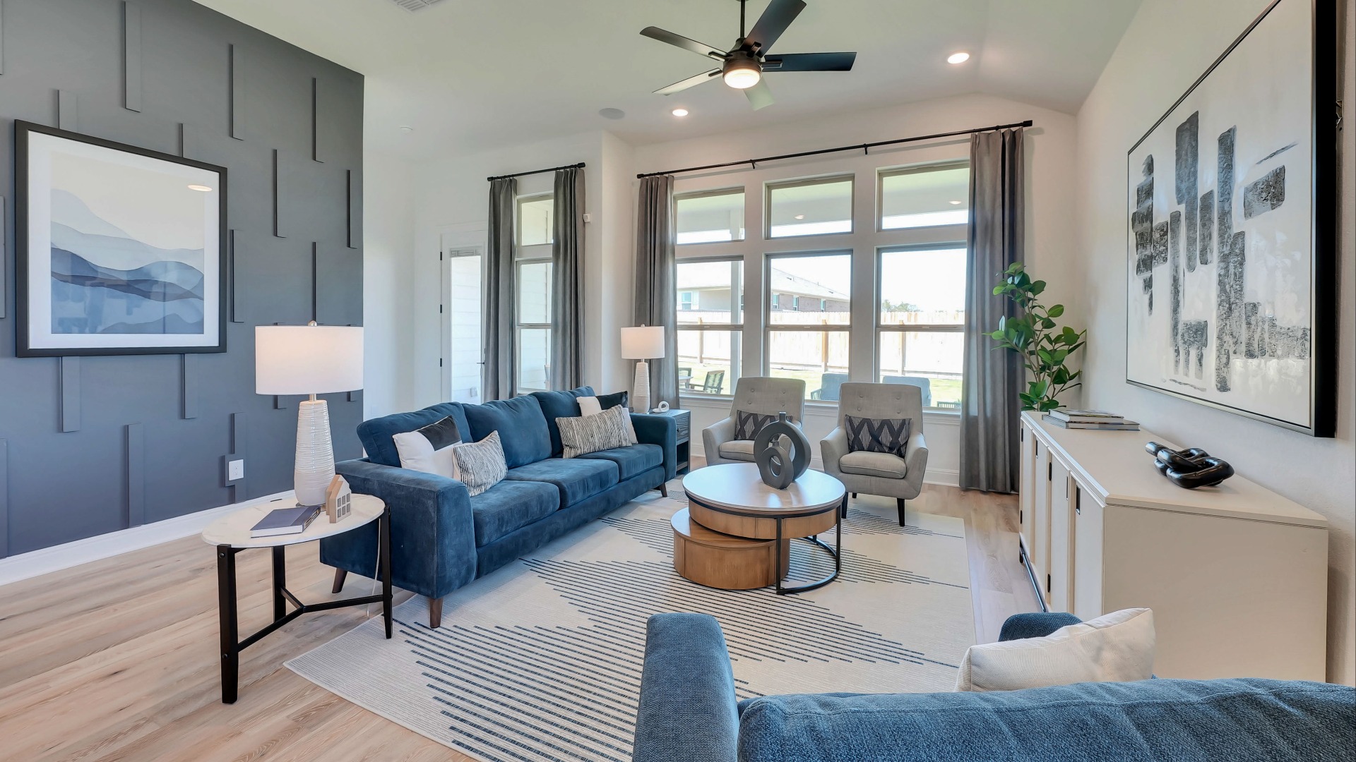 2017 Sailfin Molly Road Leander, TX 78641 - Photo 15 of 27 Model home photos of similar floorplans, not pictures of actual home.