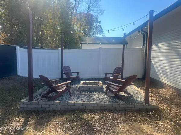 $259,999 | 35 Kevior Avenue, Four Oaks, NC 27524