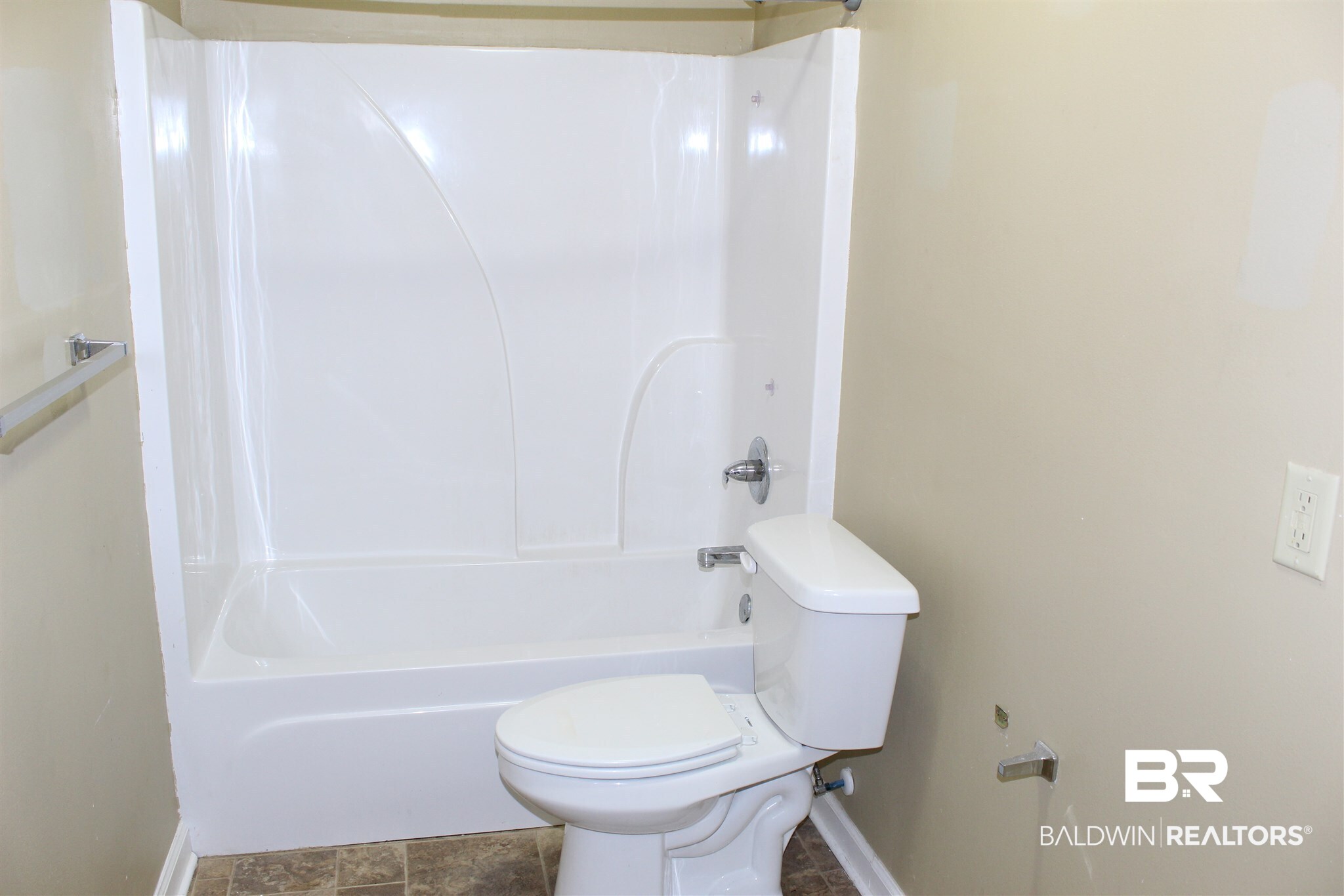 3220 Clearview Drive Theodore, AL 36582 - Photo 7 of 10