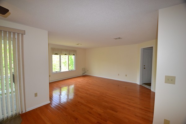 121 Abington Road, Unit 121 Danvers, MA 01923 - Photo 11 of 25 Gallery Image 11
