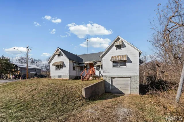 $45,000 | 13960 Highway 100, Pearl, IL 62361