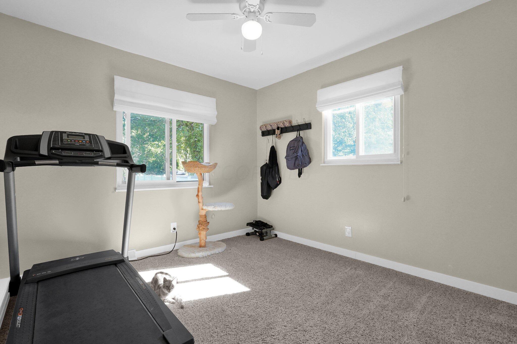 366 Hermitage Road Columbus, OH 43230 - Photo 16 of 30 Bedroom/workout room