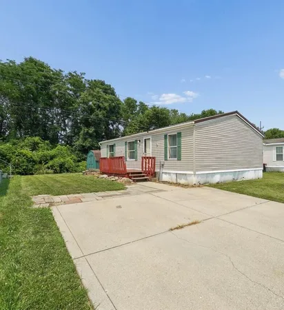 $64,900 | 1100 Thornwood Drive Southwest, Unit 102, Heath, OH 43056