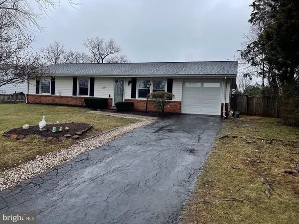 $599,000 | 1100 North Sterling Boulevard, Sterling, VA 20164