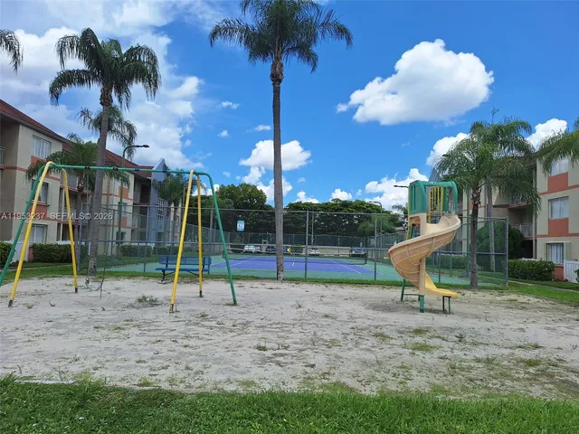 $2,300 | 18810 Northwest 57th Avenue, Unit 104, Hialeah, FL 33015