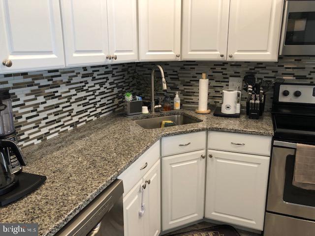 3205 Delaire Landing Road Philadelphia, PA 19114 - Photo 17 of 27