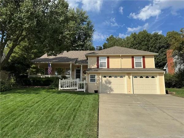 $359,900 | 2212 South 19th Terrace, Leavenworth, KS 66048
