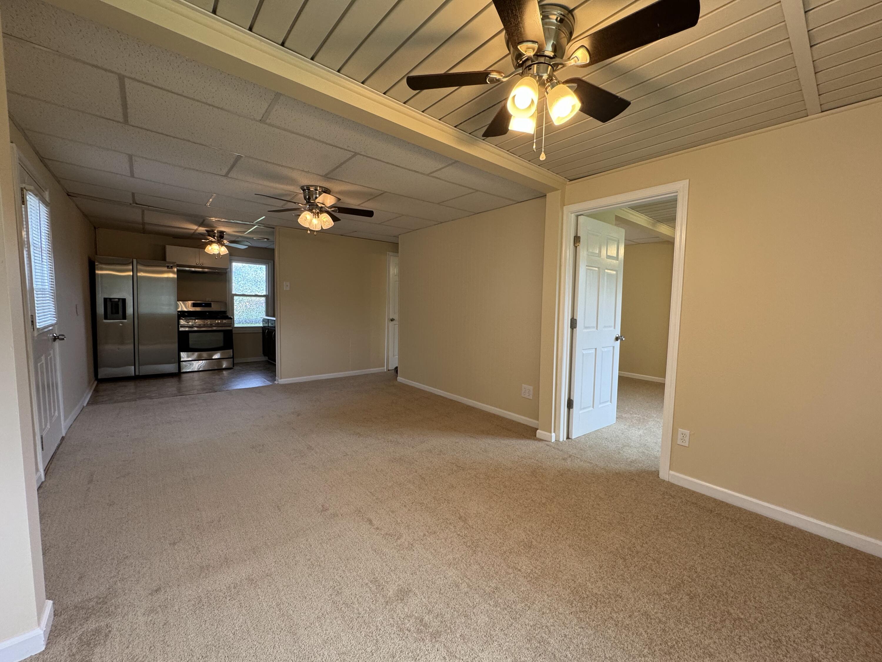 6839 Whittaker Road Ypsilanti, MI 48197 - Photo 5 of 19 IMG_6914