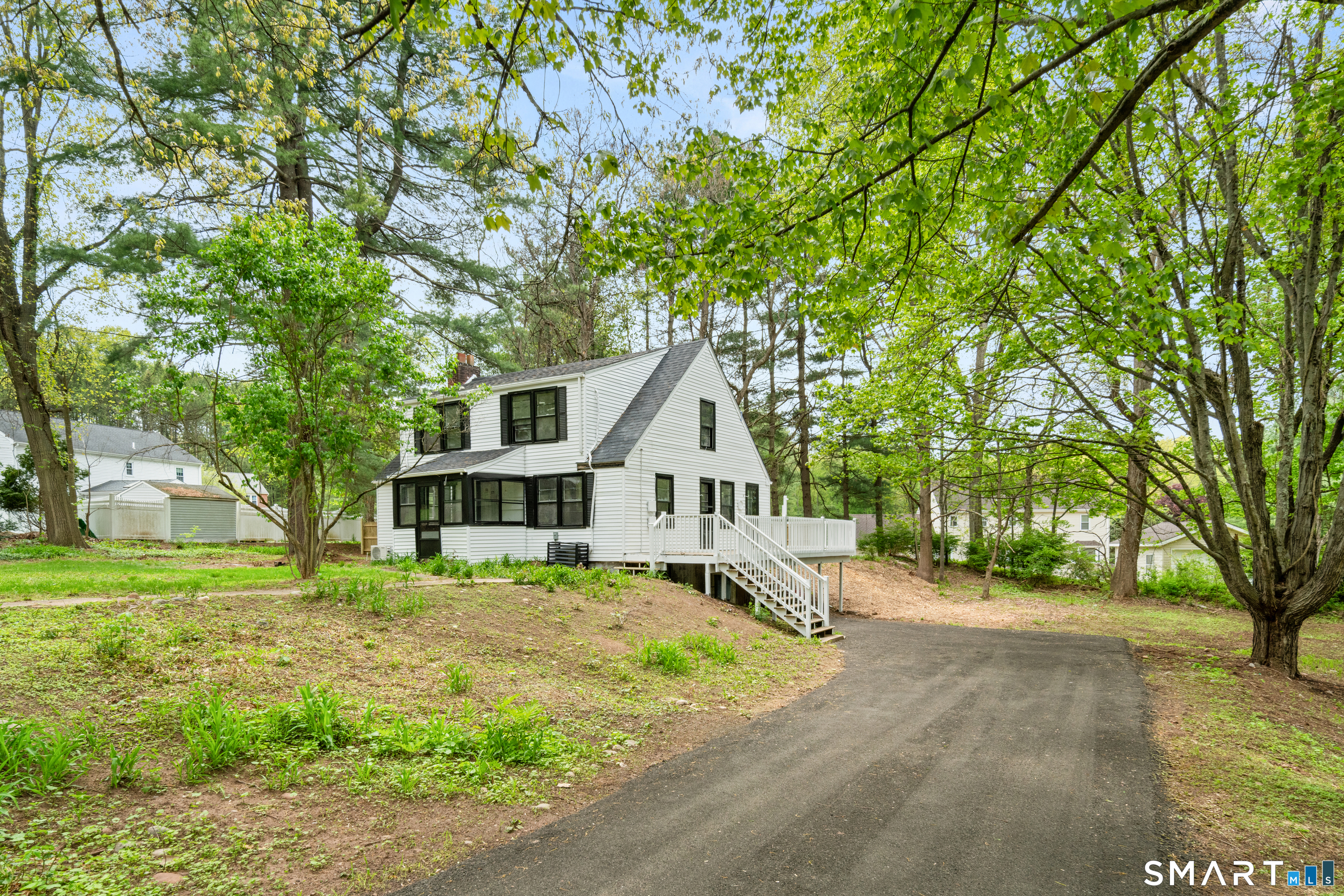 1335 Wolf Hill Road Cheshire, CT 06410 - Photo 3 of 17