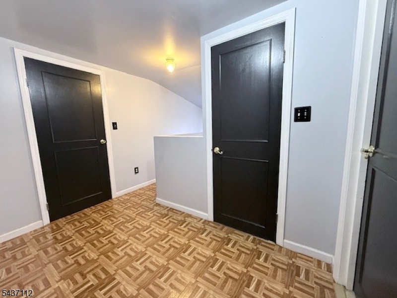 436 Knickerbocker Avenue Paterson, NJ 07503 - Photo 21 of 44