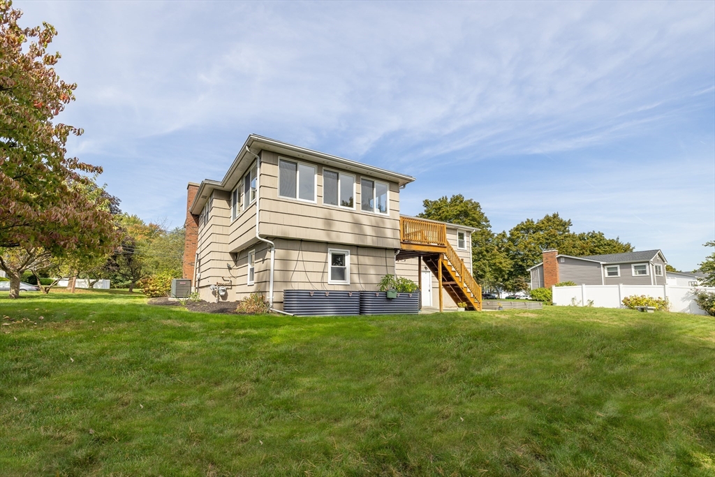 152 Albemarle Road Norwood, MA 02062 - Photo 29 of 34