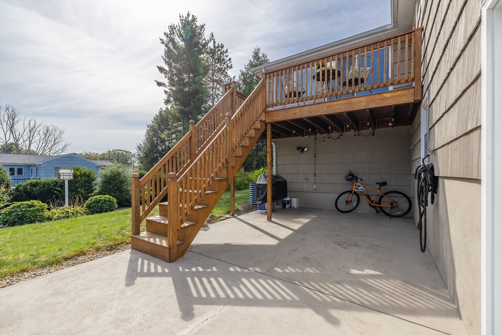 152 Albemarle Road Norwood, MA 02062 - Photo 30 of 34