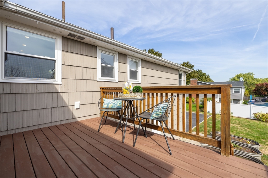 152 Albemarle Road Norwood, MA 02062 - Photo 32 of 34