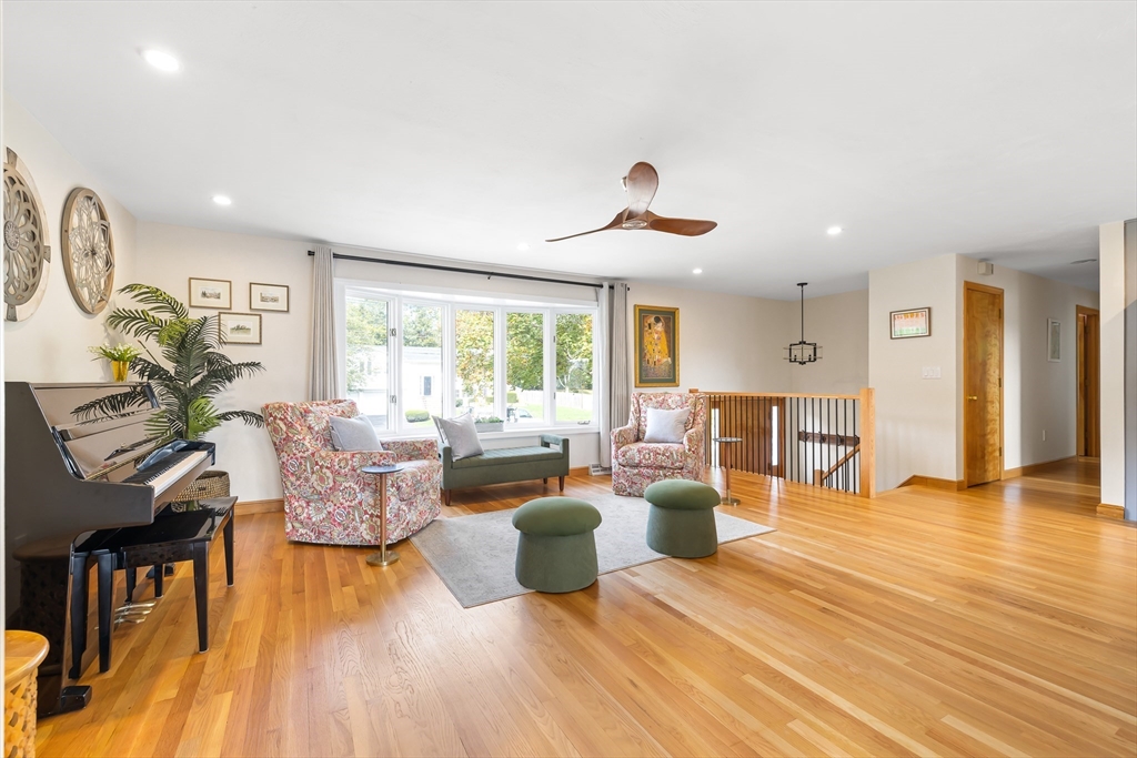 152 Albemarle Road Norwood, MA 02062 - Photo 8 of 34