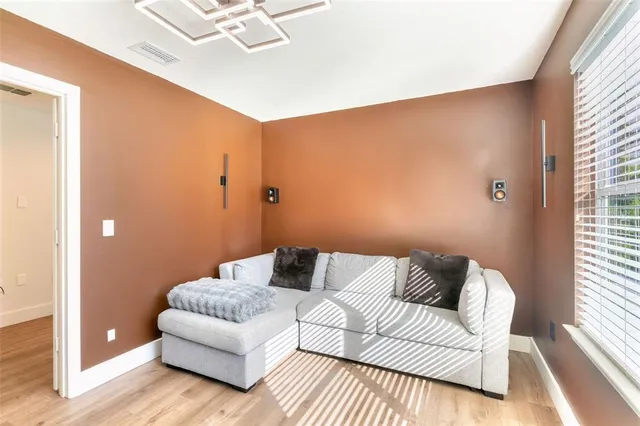 $4,000 | 11949 Verrazano Drive, Orlando, FL 32836