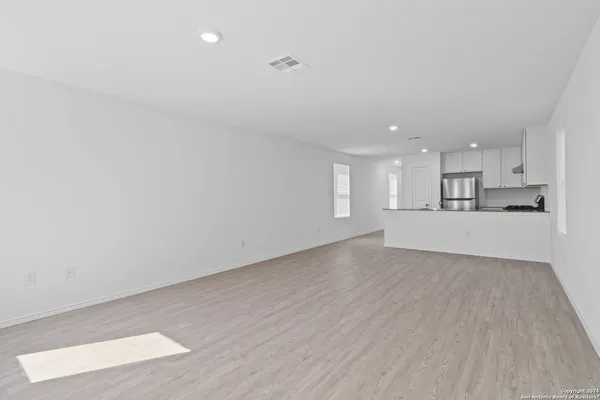 $1,545 | 7602 Chancery Gate, San Antonio, TX 78253