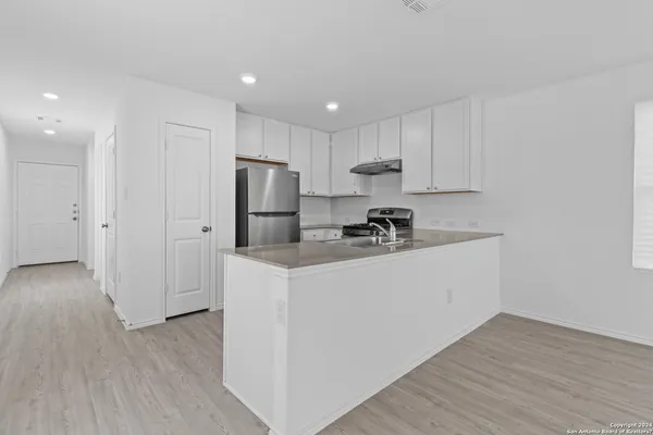 $1,545 | 7602 Chancery Gate, San Antonio, TX 78253