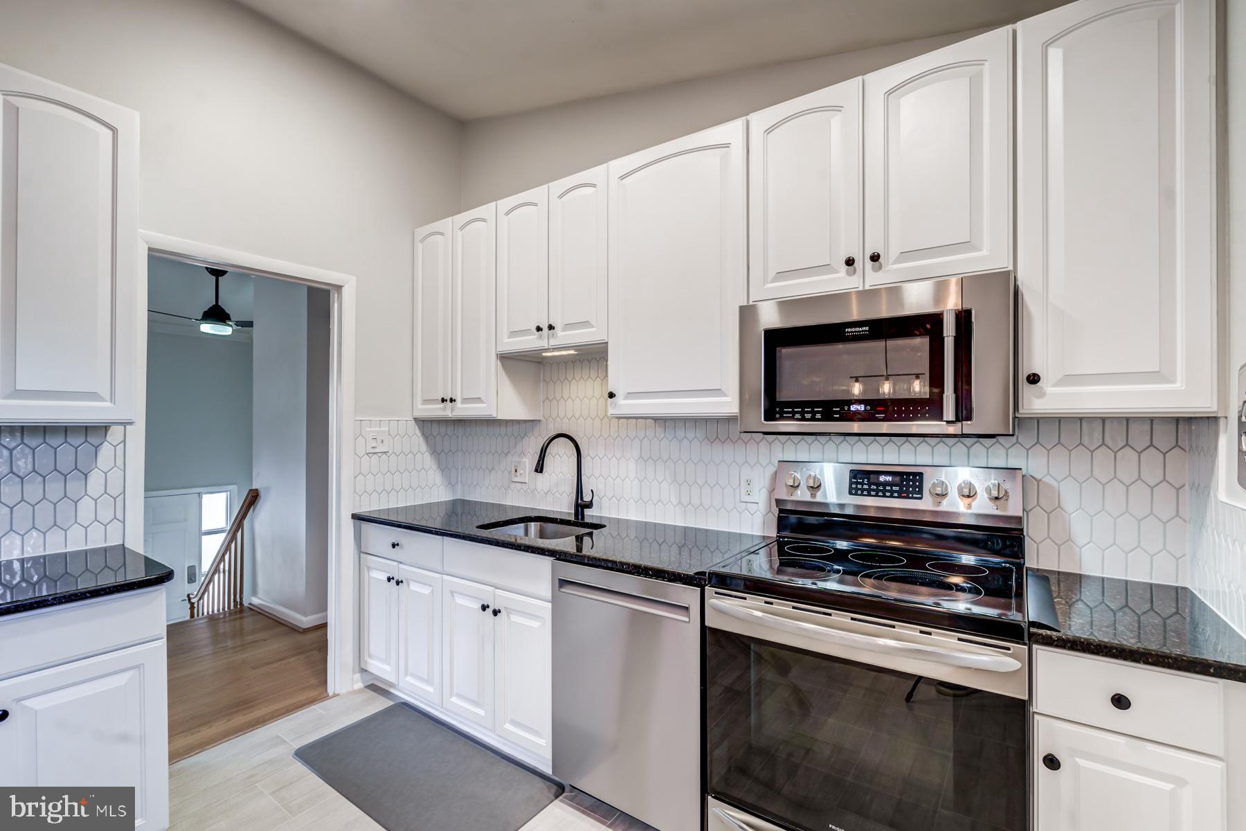 8703 Bradgate Road Alexandria, VA 22308 - Photo 11 of 54