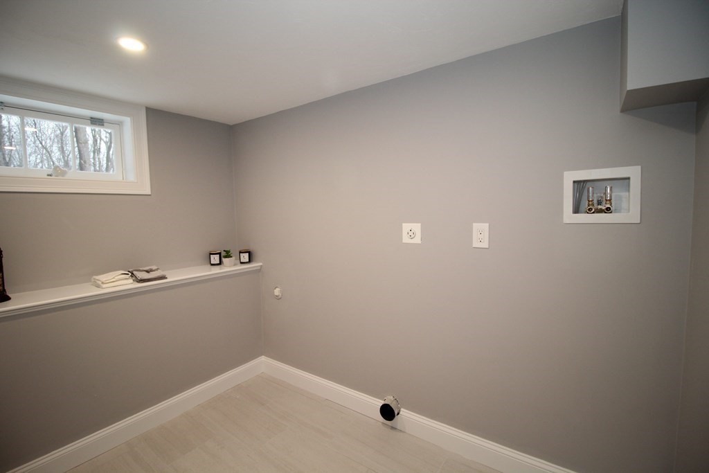 79 Dudley Road Templeton, MA 01468 - Photo 29 of 40