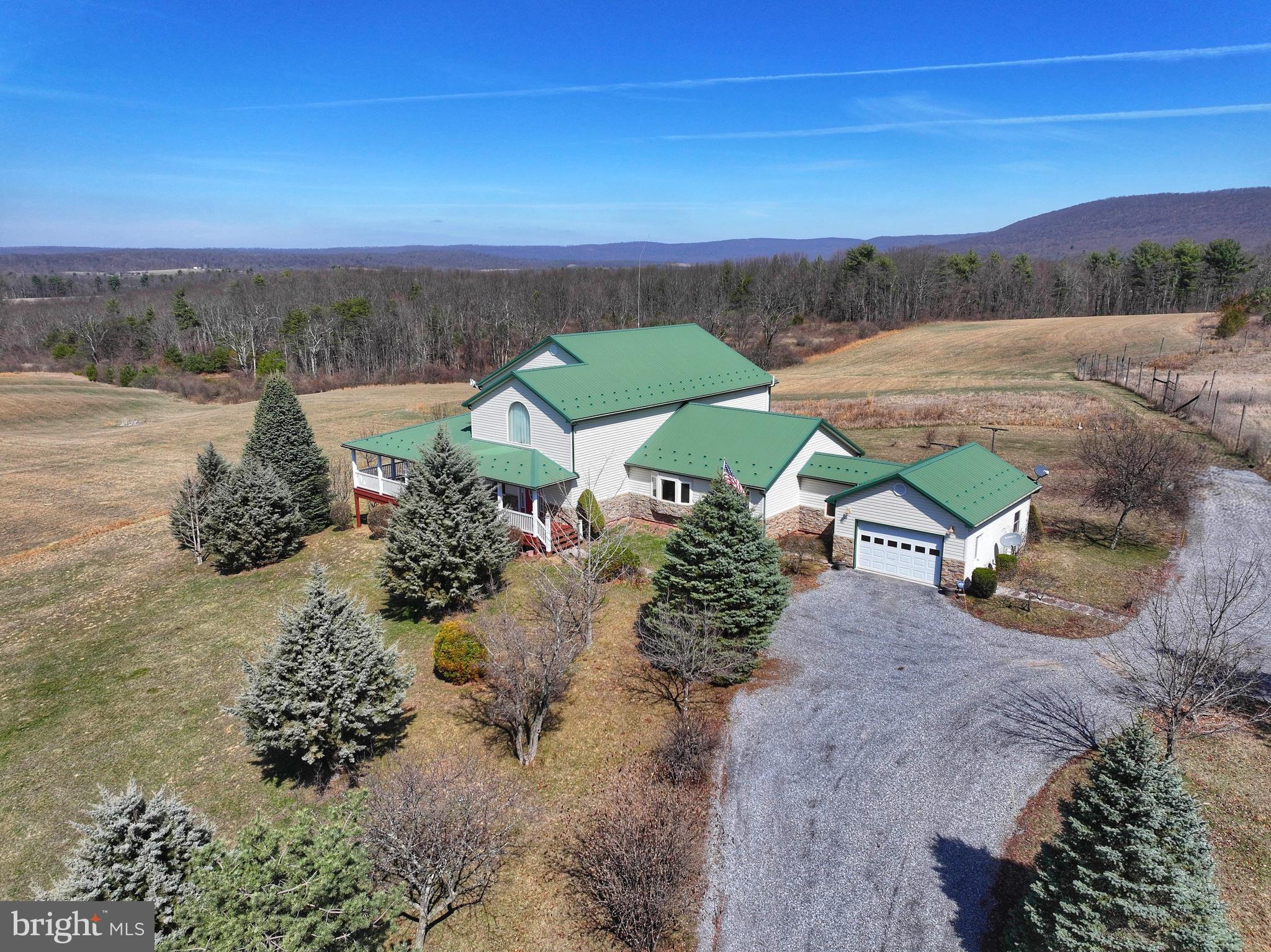 318 Tannery Road Breezewood, PA 15533 - Photo 2 of 81