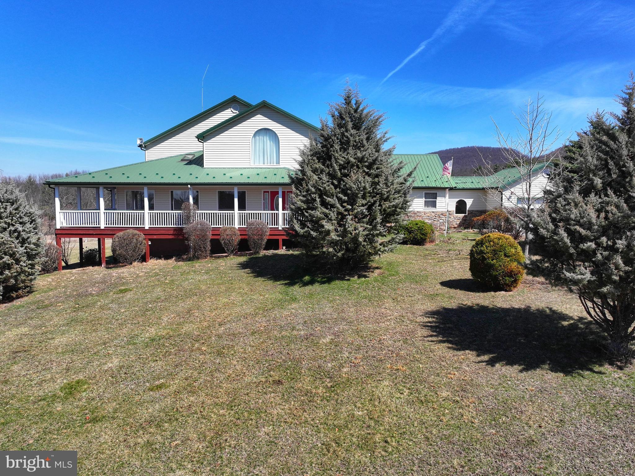 318 Tannery Road Breezewood, PA 15533 - Photo 3 of 81