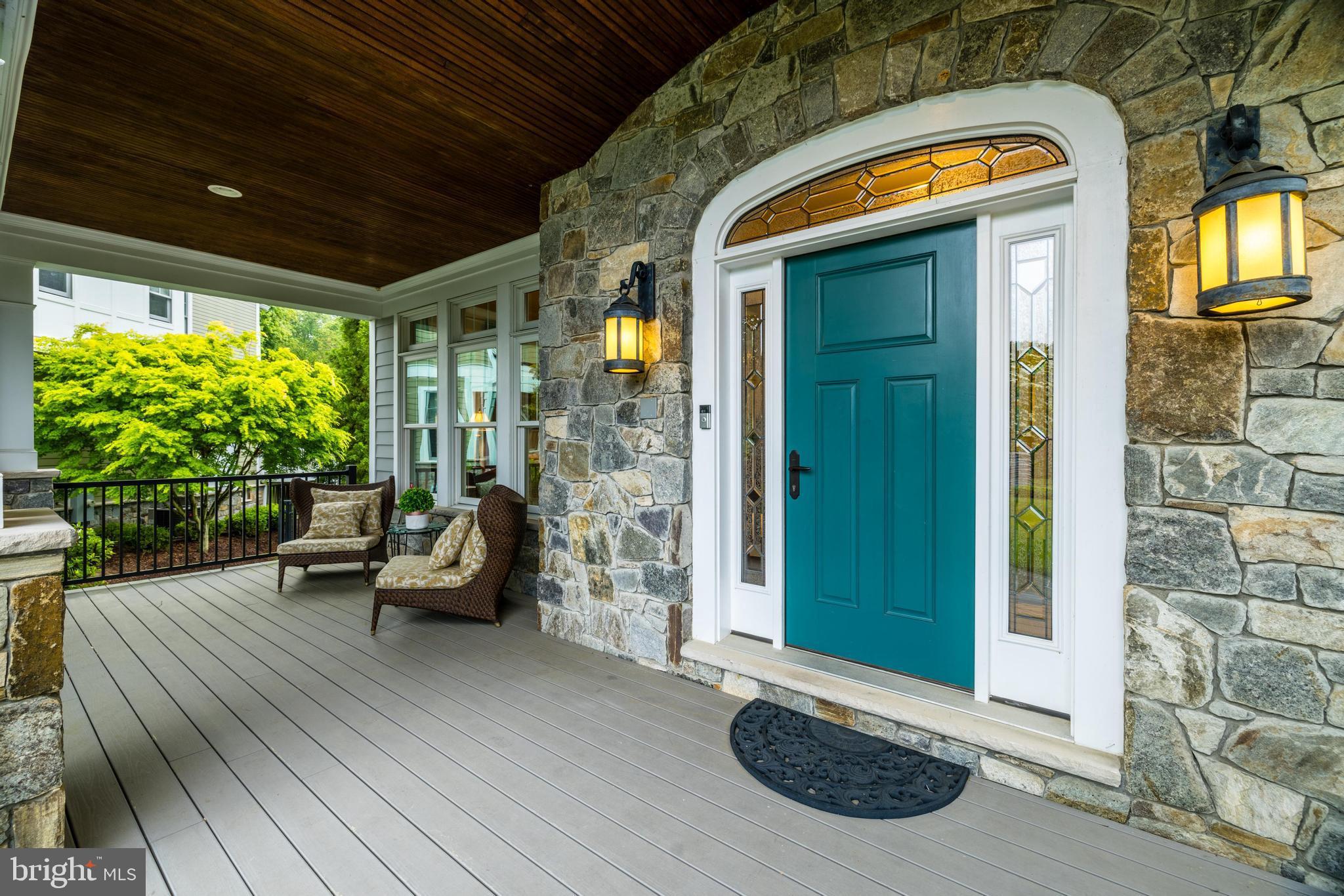 6502 Quaker Ridge Road North Bethesda, MD 20852 - Photo 3 of 60 Inviting front porch